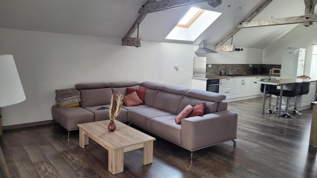 Charmante Maison A Haybes מראה חיצוני תמונה
